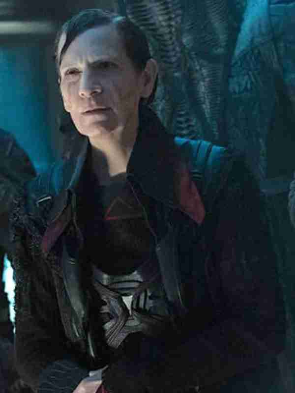 Amanda Plummer Star Trek Picard 2023 Black Coat