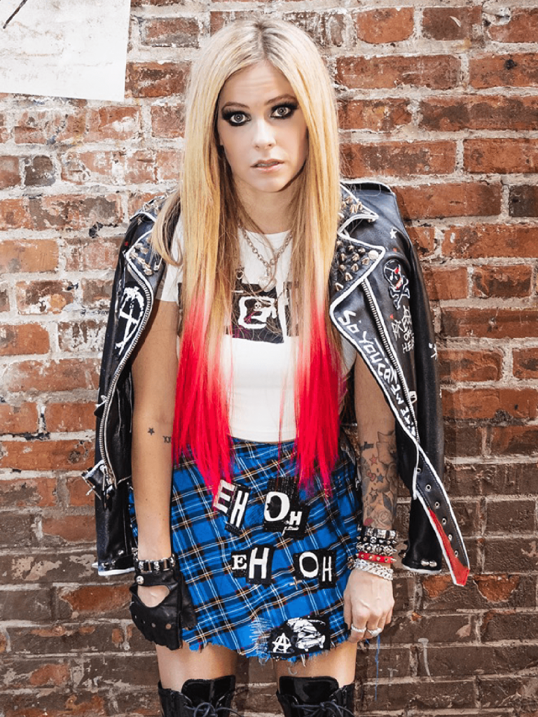 Avril Lavigne’s Bite Me Pop-Punk Leather Jacket